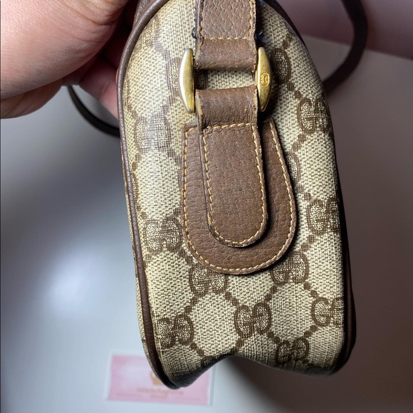 Crossbody - Picture 7 of 16